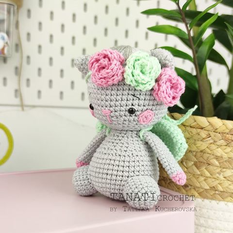 Cat crochet pattern/Hatching bag/amigurumi crochet pattern