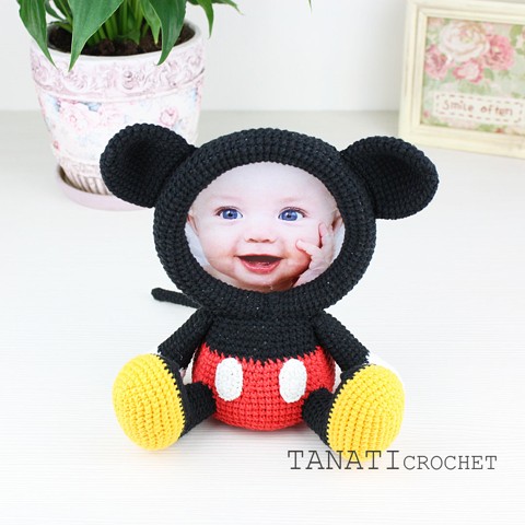 Сrochet picture frame Mickey Mouse