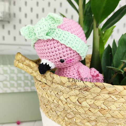 Handbag and amigurumi flamingo crochet