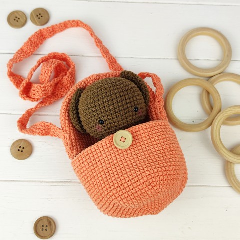 Handbag and amigurumi bat crochet