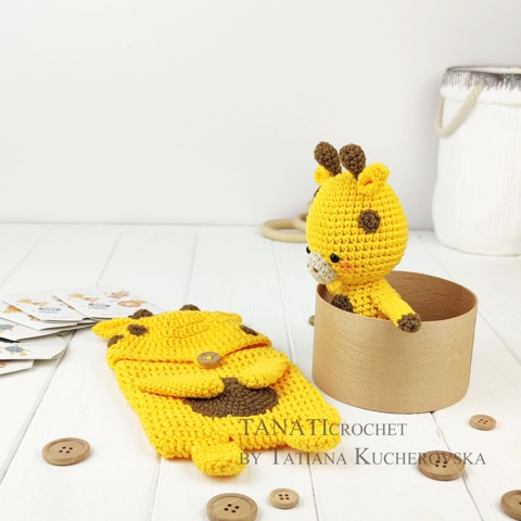 Sleeping bag and amigurumi and giraffe crochet