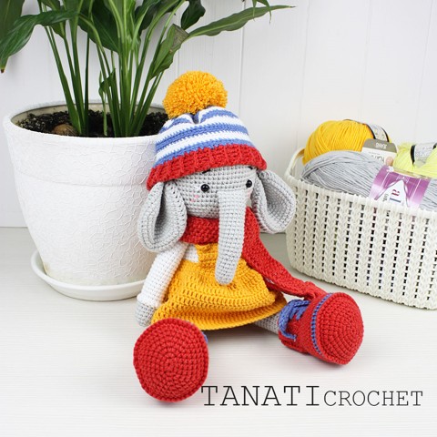 Crochet elephant in clothes