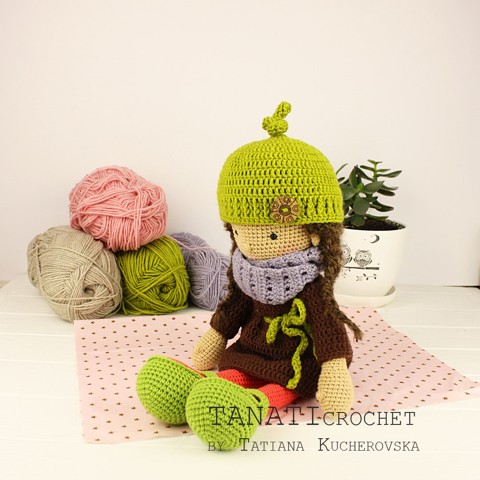 crochet doll Theona in clothes