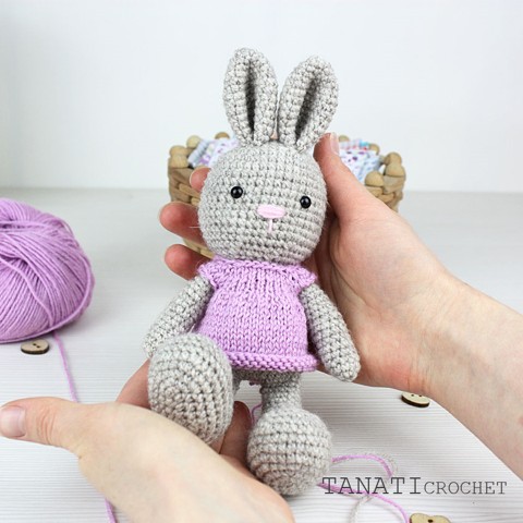 Mini crochet toy bunny