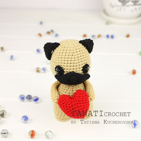 Mini crochet toy pug