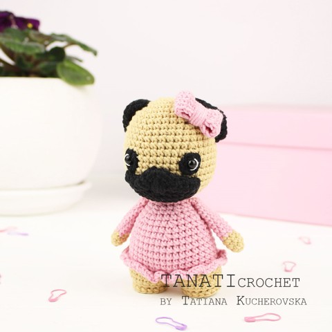 Mini crochet toy pug