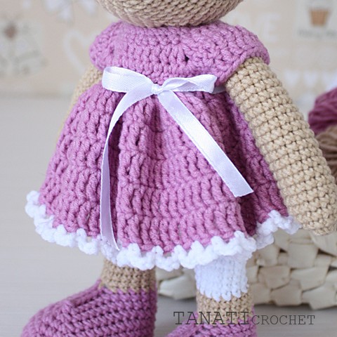 Crochet toy bunny in a dress