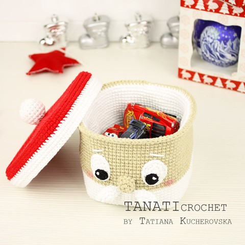 Christmas amigurumi toy box Santa Claus