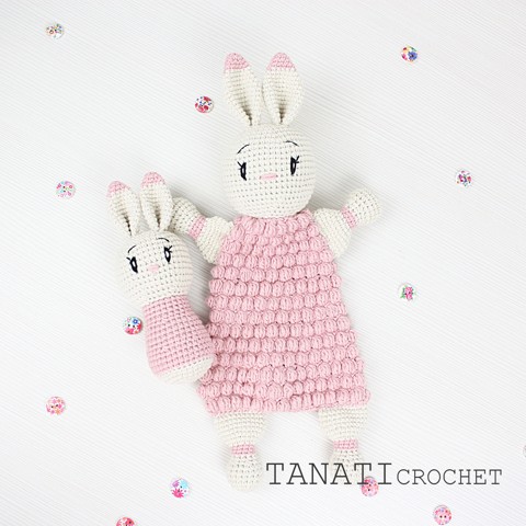 Set of crochet comforter and rattle bunny