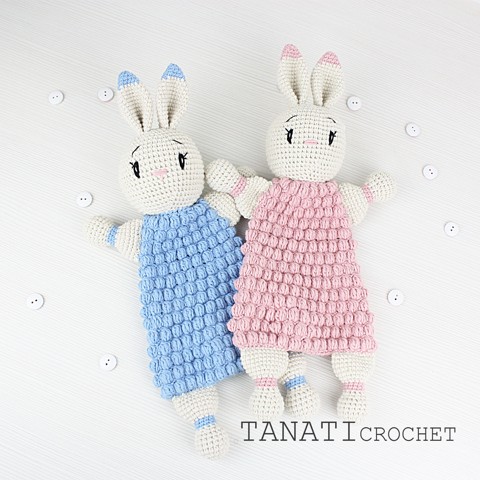 Set of crochet comforter and rattle bunny