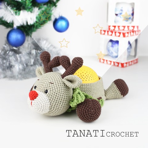 Nightlight/crochet box for candies deer