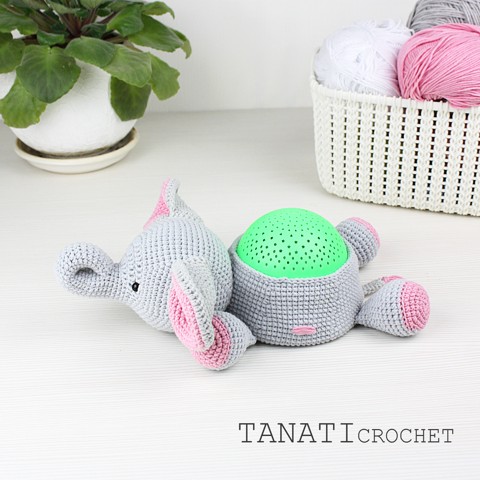 Nightlight/crochet box for candies Elephant