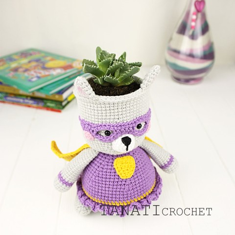 Crochet flower pot cat superhero