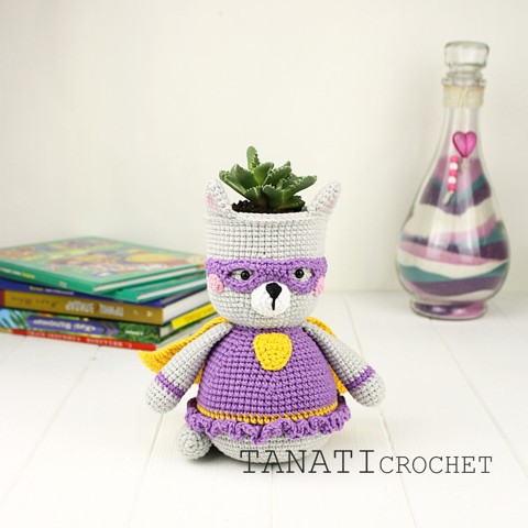 Crochet flower pot cat superhero