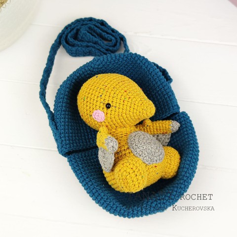 Handbag and amigurumi pterodactyl crochet